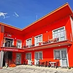 아파트 Apartmanovy Dom U Ivky Studia