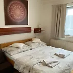 Apartmanovy Dom U Ivky Studia
