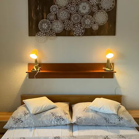 Apartmanovy Dom U Ivky Studia Apartment Besenova